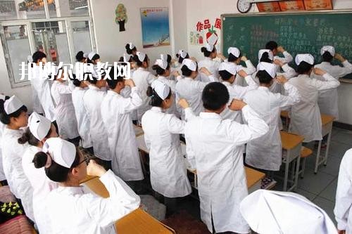 四川2020年衛(wèi)校有哪些專業(yè)適合男生