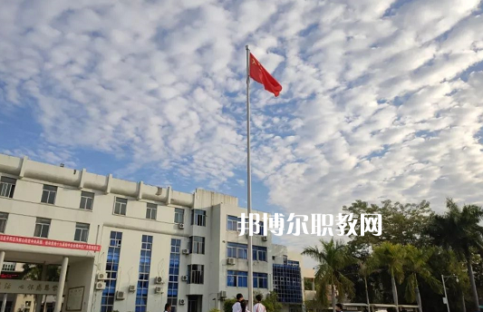 汕頭潮陽建筑職業(yè)技術學校網(wǎng)站網(wǎng)址 