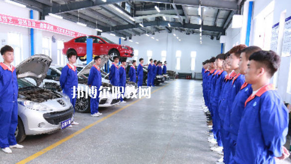 廣州2021年中專汽修學(xué)?？梢钥即髮? width=