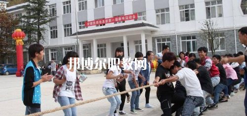 安順民族職業(yè)技術(shù)學(xué)校2021年報(bào)名條件、招生要求、招生對(duì)象