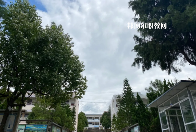 永平縣職業(yè)高級中學(xué)2021年報名條件、招生要求、招生對象