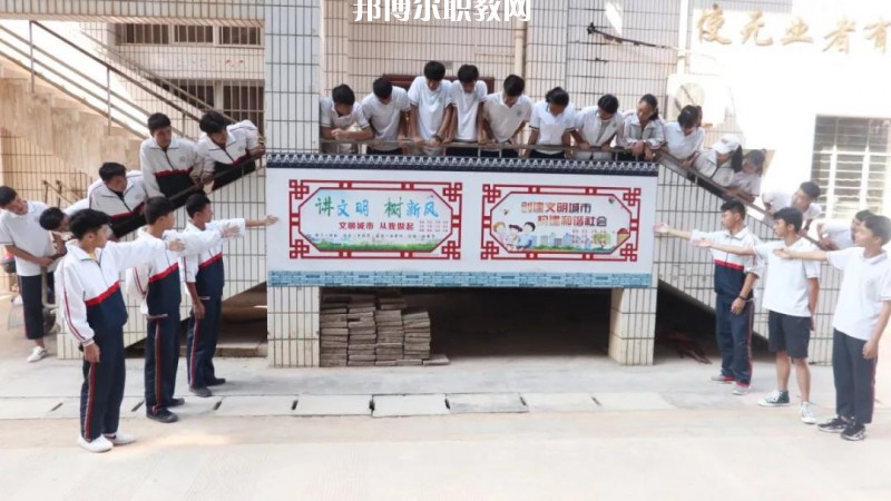 景洪職業(yè)高級(jí)中學(xué)2021年報(bào)名條件、招生要求、招生對(duì)象