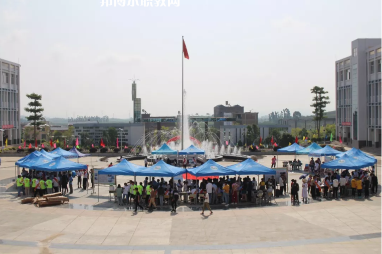 硯山縣民族職業(yè)高級(jí)中學(xué)2021年招生簡章