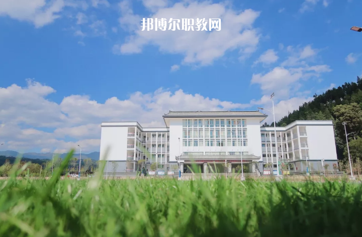 澄江縣職業(yè)高級中學(xué)2021年報(bào)名條件、招生要求、招生對象