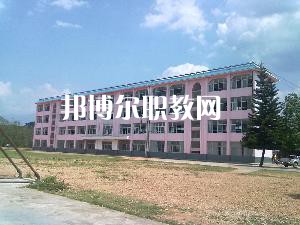 耿馬縣職教中心2021年報名條件、招生要求、招生對象