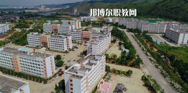 文山農(nóng)業(yè)學(xué)校2021年報名條件、招生要求、招生對象