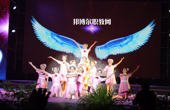 昭通衛(wèi)生學(xué)校2021年學(xué)費、收費多少