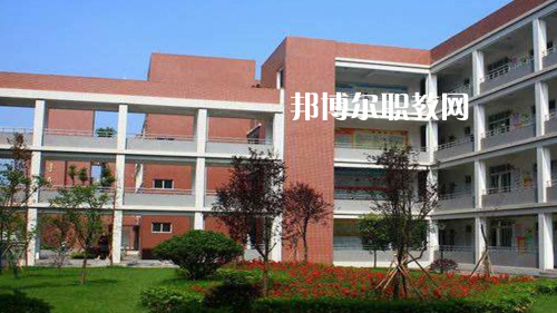 四川新津職業(yè)高級中學(xué)怎么樣、好不好