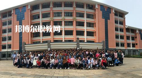 云南民族中等專業(yè)學(xué)校2021年報(bào)名條件、招生要求、招生對(duì)象