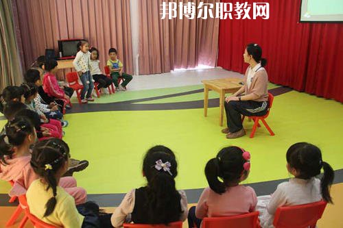 成都2021年學前教育學校有哪些專業(yè)適合女生
