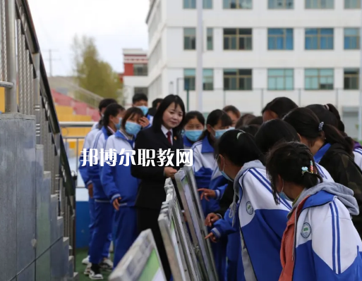 甘南州中等職業(yè)學校2022年招生辦聯(lián)系電話
