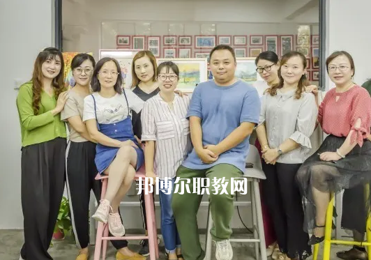 南京商業(yè)學(xué)校怎么樣、好不好