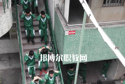 臺山培英職業(yè)技術學校2022年報名條件、招生要求、招生對象