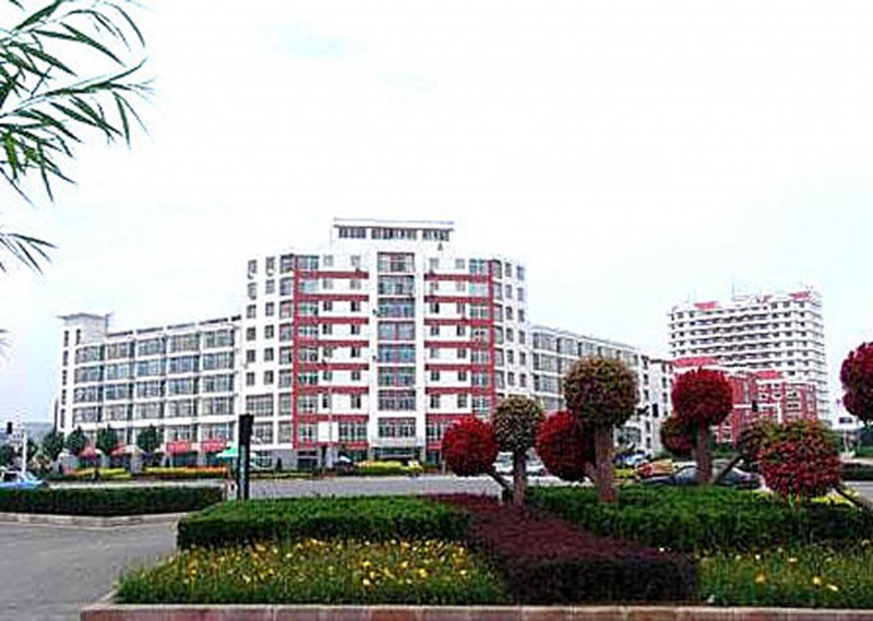 重慶旅游學(xué)校建勝分校2022年學(xué)費(fèi)、收費(fèi)多少 
