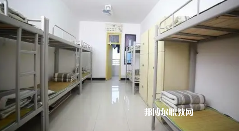 榆林益友能源化工技術(shù)學校2022年宿舍條件