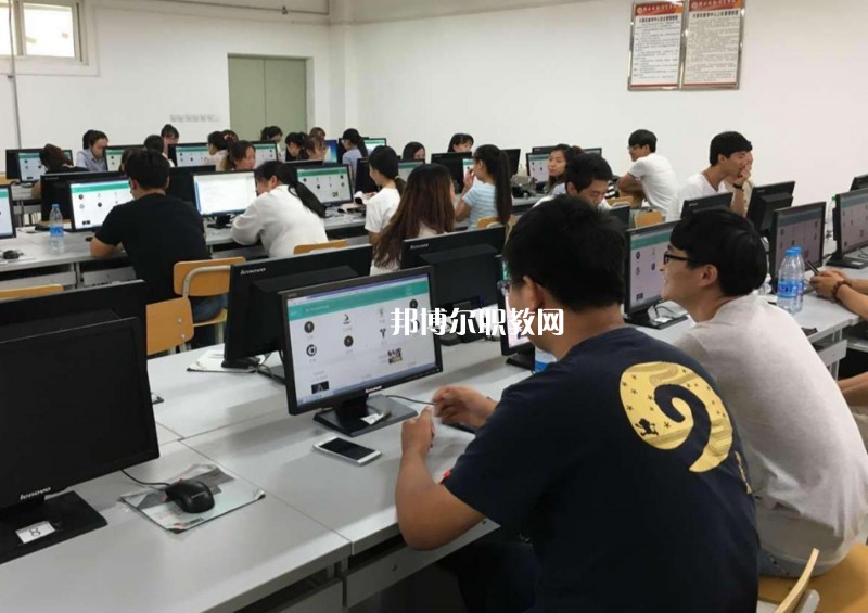 重慶五里店職業(yè)中學(xué)2022年有哪些專(zhuān)業(yè) 