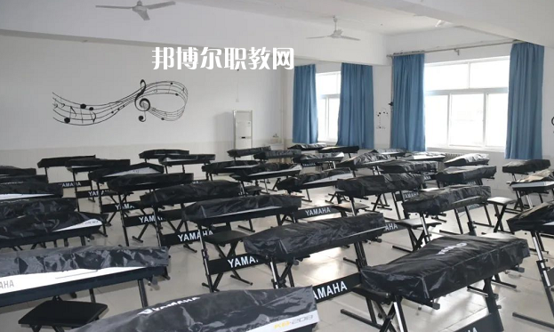 渭南華州區(qū)職業(yè)教育中心2022年報名條件、招生要求、招生對象