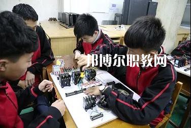 咸陽(yáng)中鐵工程職業(yè)技術(shù)學(xué)校2022年報(bào)名條件、招生要求、招生對(duì)象