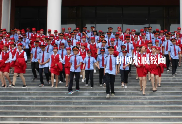 甘肅新科工業(yè)學校2022年招生辦聯(lián)系電話