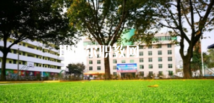 德陽(yáng)應(yīng)用技術(shù)職業(yè)學(xué)校2022年報(bào)名條件、招生要求、招生對(duì)象