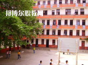 貴州貴陽經(jīng)貿(mào)職業(yè)學(xué)校2022年學(xué)費(fèi)、收費(fèi)多少
