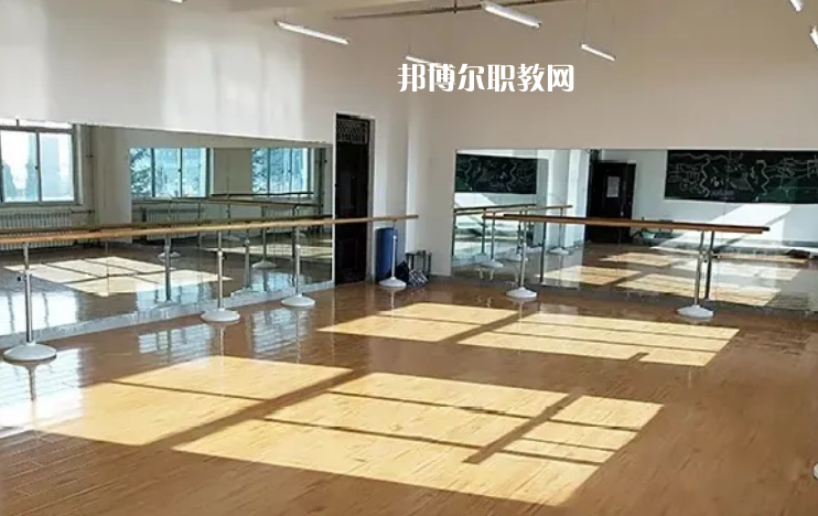 甘肅東方航空高鐵學(xué)校2022年報(bào)名條件、招生要求、招生對(duì)象 
