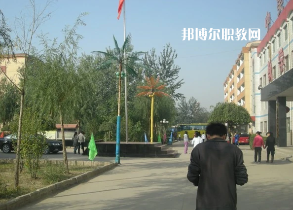 石家莊中美經(jīng)貿(mào)中等專業(yè)學(xué)校2022年報名條件、招生要求、招生對象