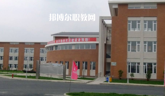 四川什邡職業(yè)中專學(xué)校2022年報名條件、招生要求、招生對象