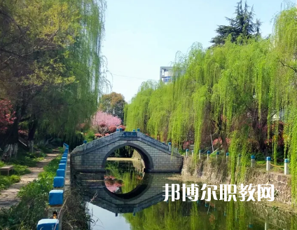常州市工貿(mào)高級技工學(xué)校2022年報名條件、招生要求、招生對象