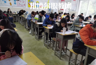 赤水中等職業(yè)學(xué)校2022年學(xué)費、收費多少