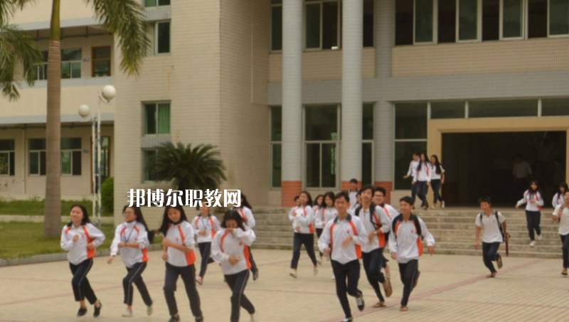 汕頭潮陽區(qū)職業(yè)技術(shù)學(xué)校2022年報名條件、招生要求、招生對象