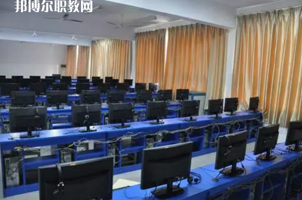 四川省信息通信學(xué)校2022年報名條件、招生對象、招生要求