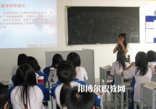 汕頭中博職業(yè)技術(shù)學(xué)校2022年報(bào)名條件、招生要求、招生對(duì)象