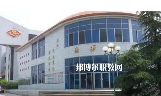 陽(yáng)旅游職業(yè)學(xué)校2022年報(bào)名條件、招生要求、招生對(duì)象