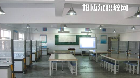 秦皇島市升華中等職業(yè)學校2022年報名條件、招生要求、招生對象