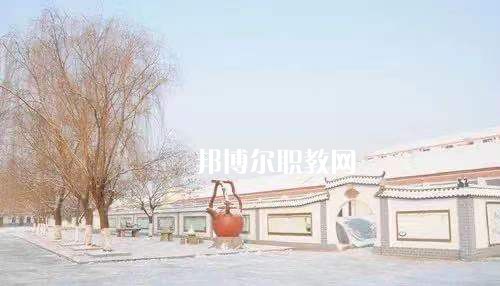江蘇省金山中等專業(yè)學校2022年報名條件、招生要求、招生對象