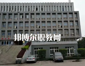重慶農(nóng)業(yè)學(xué)校2022年報(bào)名條件、招生要求、招生對象
