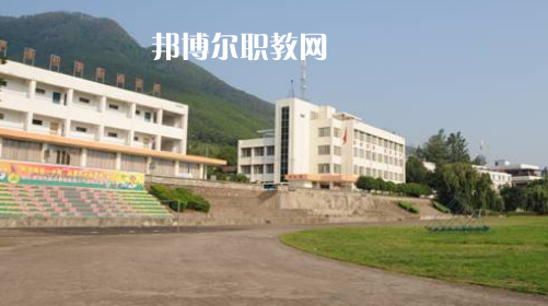 涼山州高級職業(yè)技術(shù)學(xué)校2022年報(bào)名條件、招生要求、招生對象