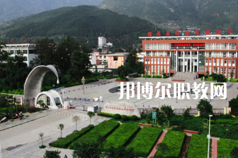 德昌縣職業(yè)高級中學(xué)地址在哪里