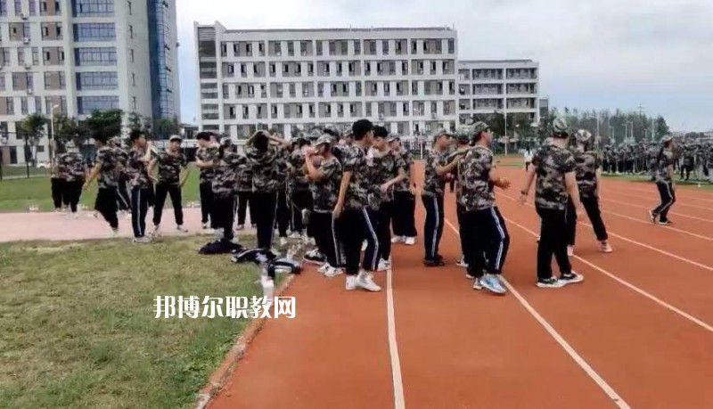淮安工業(yè)中等專業(yè)學(xué)校2022年報名條件、招生要求、招生對象