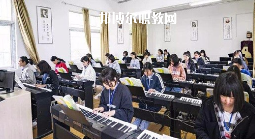 渦陽(yáng)縣科技學(xué)校2022年報(bào)名條件、招生要求、招生對(duì)象