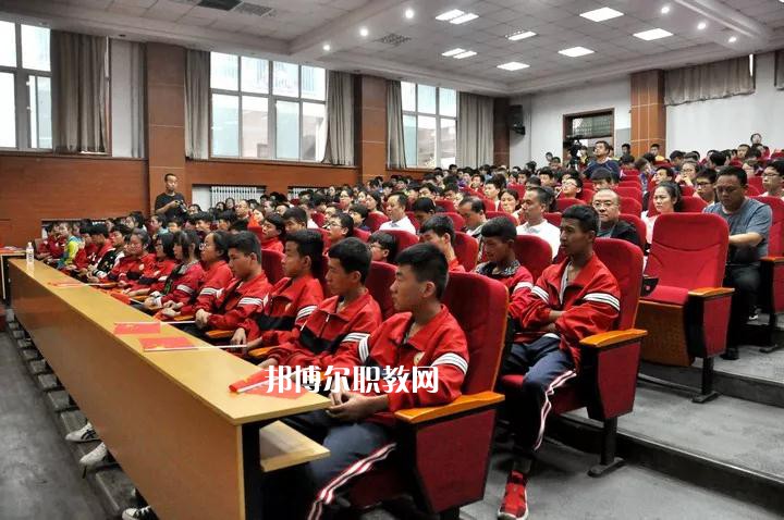 黃陵職業(yè)教育中心2022年報名條件、招生要求、招生對象