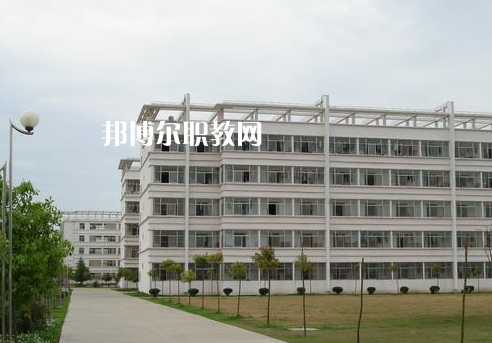 江蘇建湖中等專業(yè)學校2022年報名條件、招生要求、招生對象