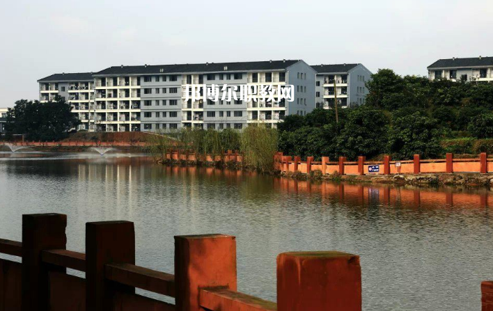 合江少岷職業(yè)技術(shù)學(xué)校怎么樣、好不好