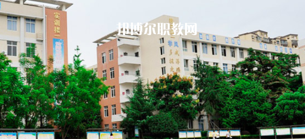 華坪縣職業(yè)高級中學2022年招生對象、招生條件、報名條件