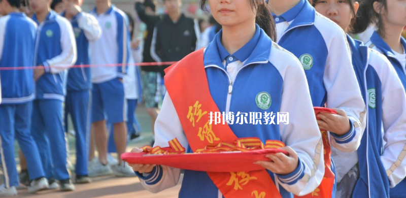 東莞經(jīng)濟(jì)貿(mào)易學(xué)校2022年報名條件、招生要求、招生對象