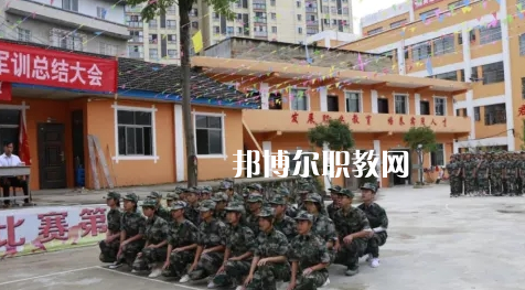 黔東南州工業(yè)學(xué)校2022年報(bào)名條件、招生要求、招生對象