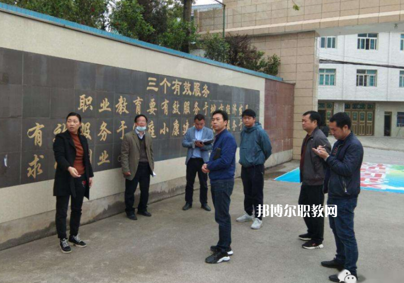 三穗縣中等職業(yè)學(xué)校2022年報(bào)名條件、招生要求、招生對象