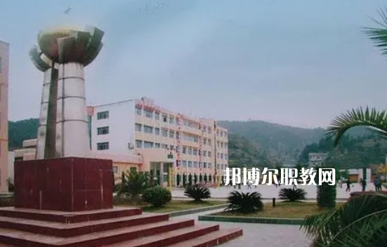 三穗縣中等職業(yè)學校2022年宿舍條件