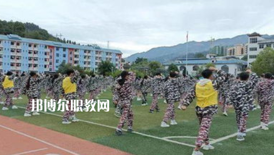 從江縣職業(yè)技術學校2022年報名條件、招生要求、招生對象